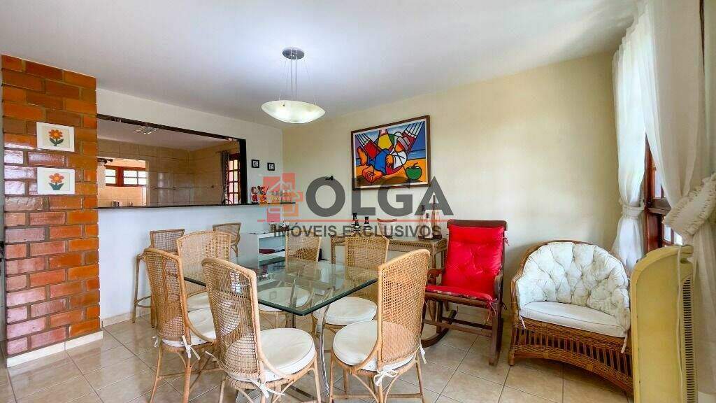 Casa à venda no bairro Santana: 