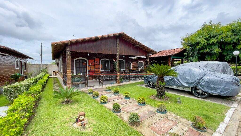 Casa à venda no bairro Santana: 