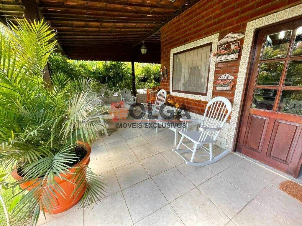 Casa à venda no bairro Santana: 