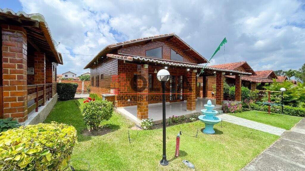 Casa à venda no bairro Santana: 