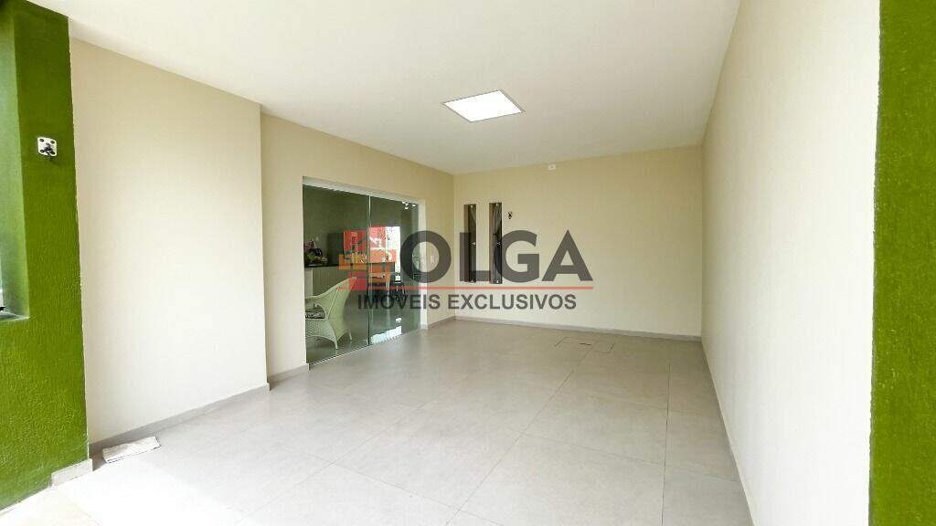 Casa à venda no bairro Novo Gravatá: 