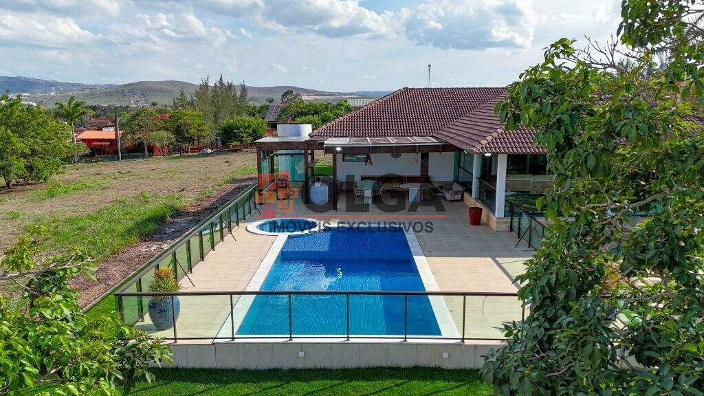 Casa à venda no bairro Santana: 
