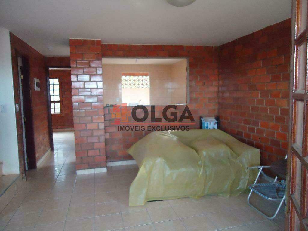 Casa à venda no bairro Santana: 