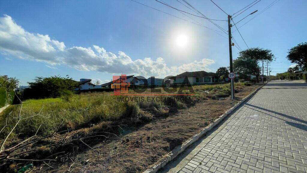 Terreno à venda no bairro Santana: 