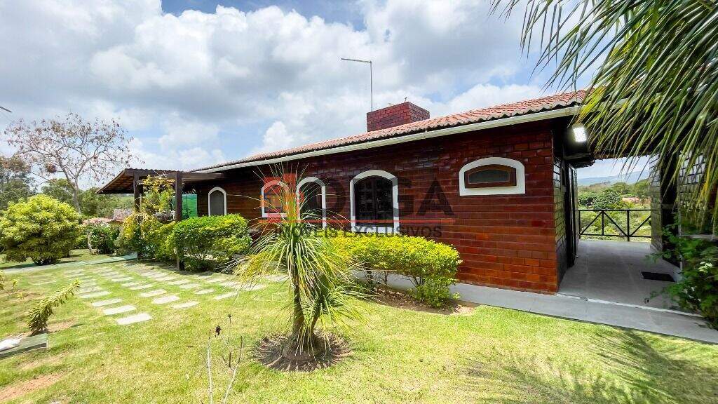Casa à venda no bairro Vale do Ipojuca: 