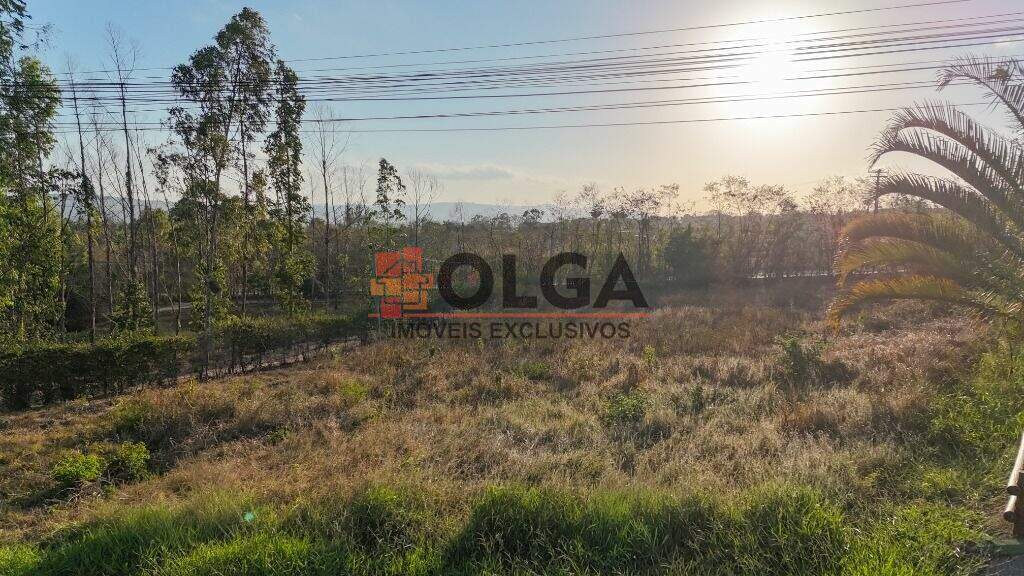 Terreno à venda no bairro Santana: 