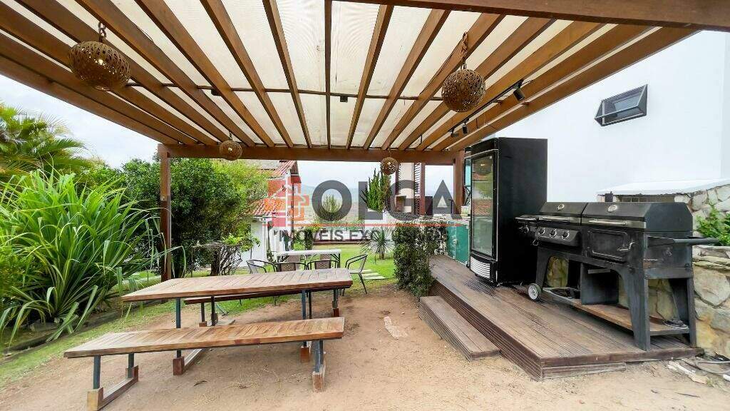 Casa à venda no bairro Cruzeiro: 