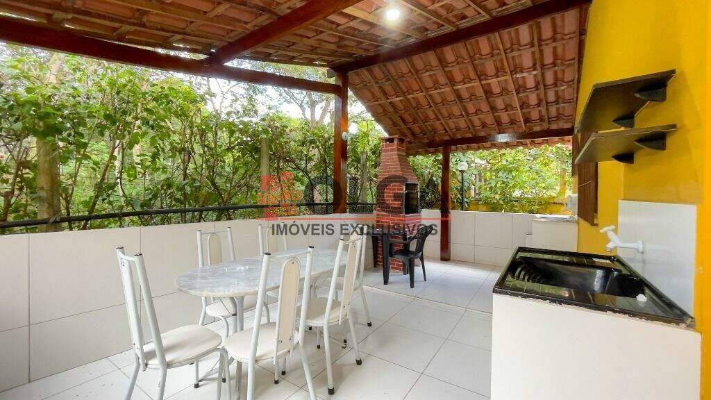 Casa à venda no bairro Porta Florada: 