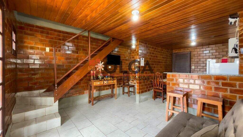 Casa à venda no bairro Santana: 