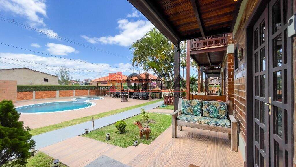 Casa à venda no bairro Santana: 