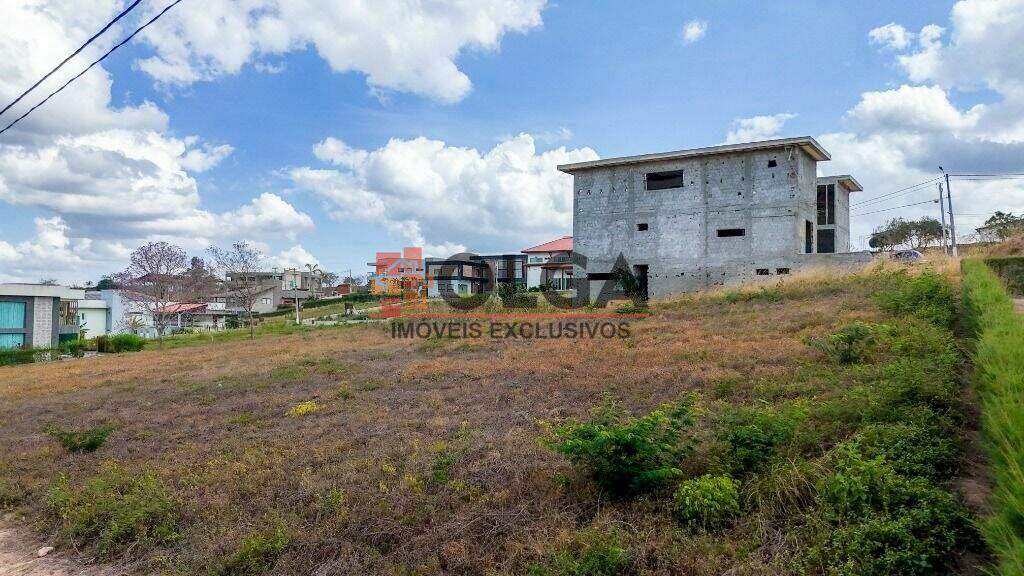 Terreno à venda no bairro Santana: 