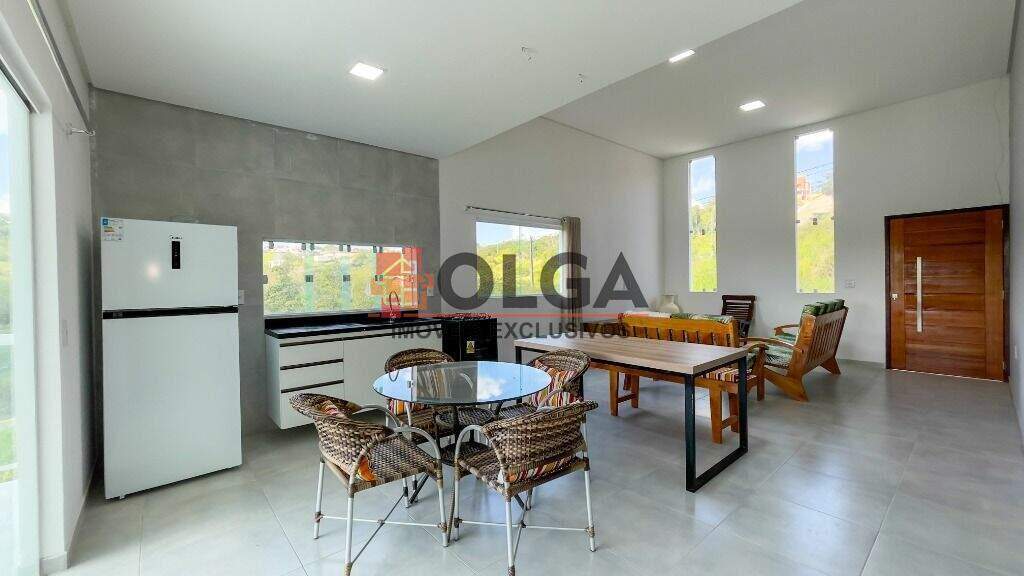 Casa à venda no bairro Zona Rural: 