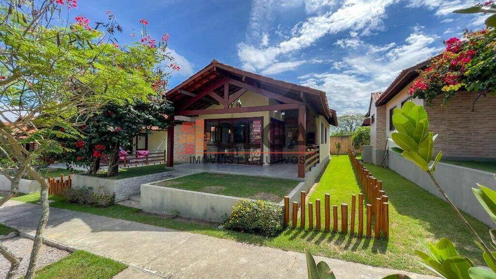 Casa à venda no bairro Santana: 
