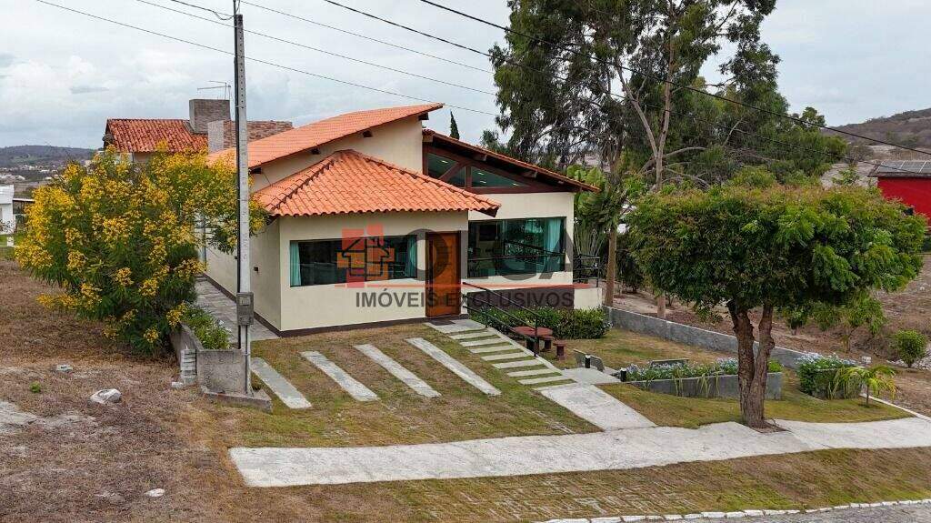Casa à venda no bairro Insurreição: 
