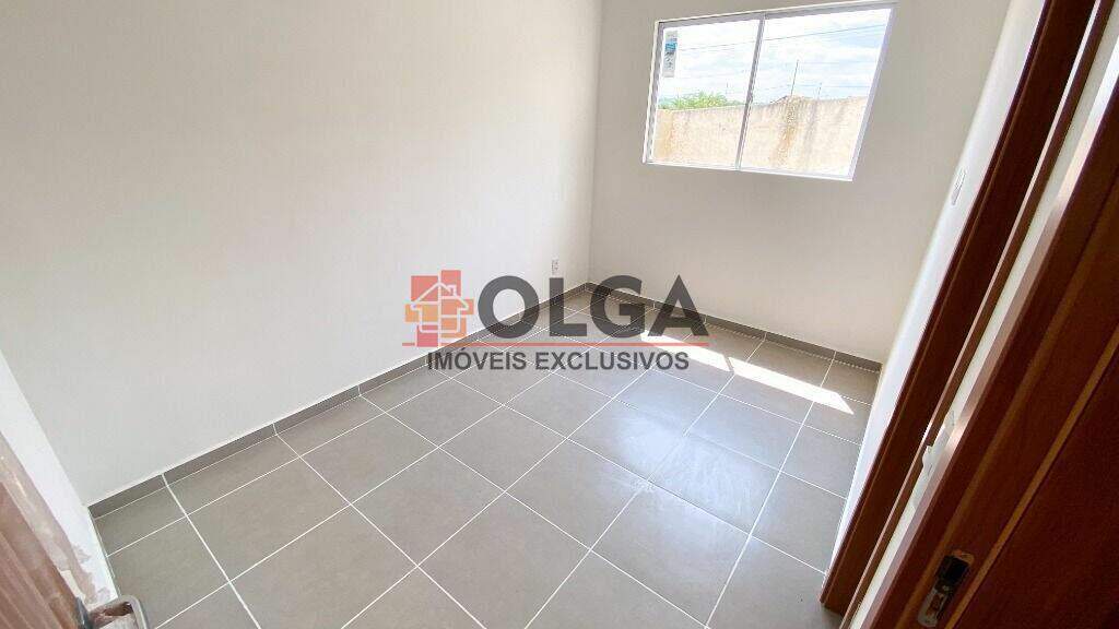 Apartamento à venda no bairro Porta Florada: 
