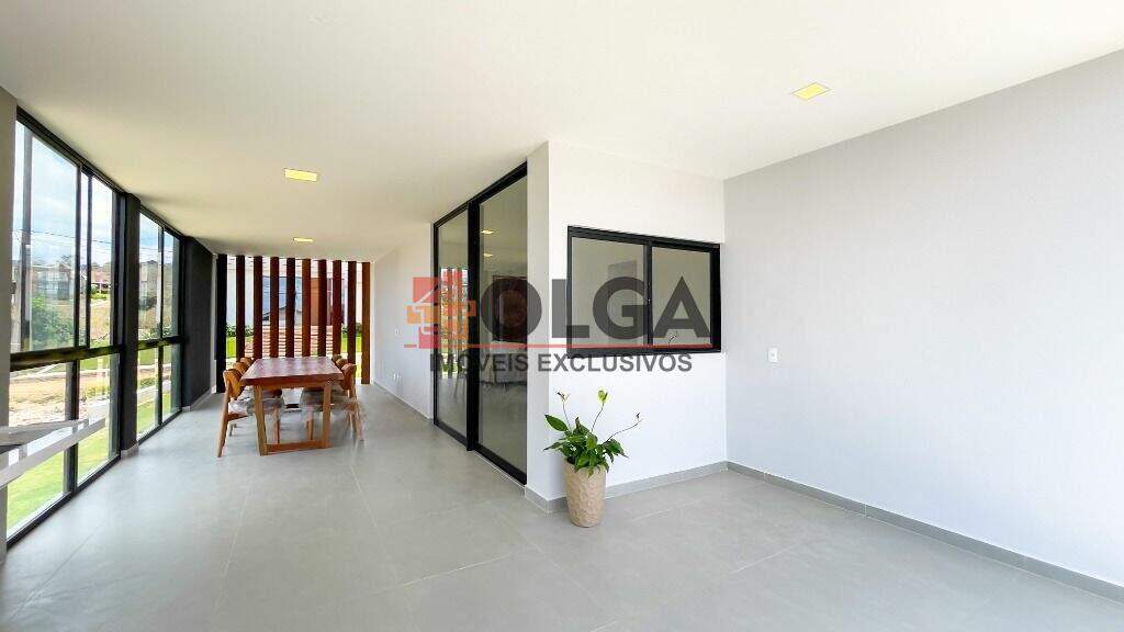 Casa à venda no bairro Santana: 