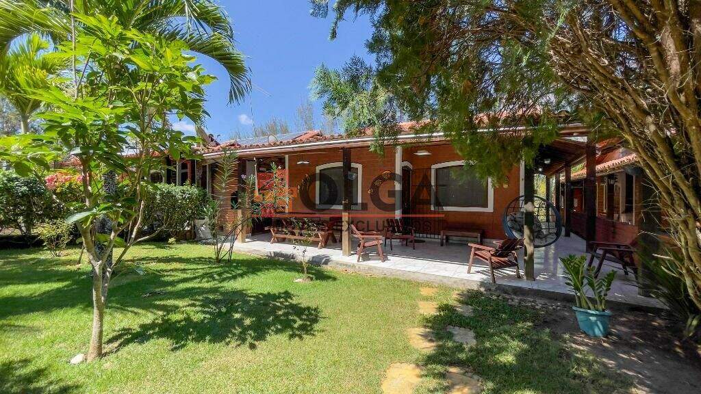 Casa à venda no bairro Santana: 