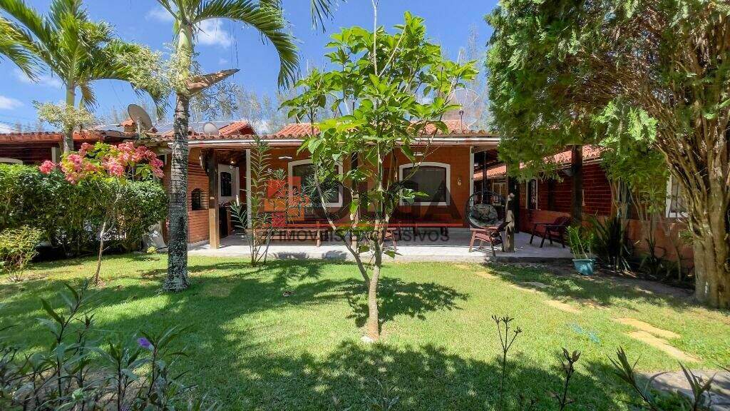 Casa à venda no bairro Santana: 