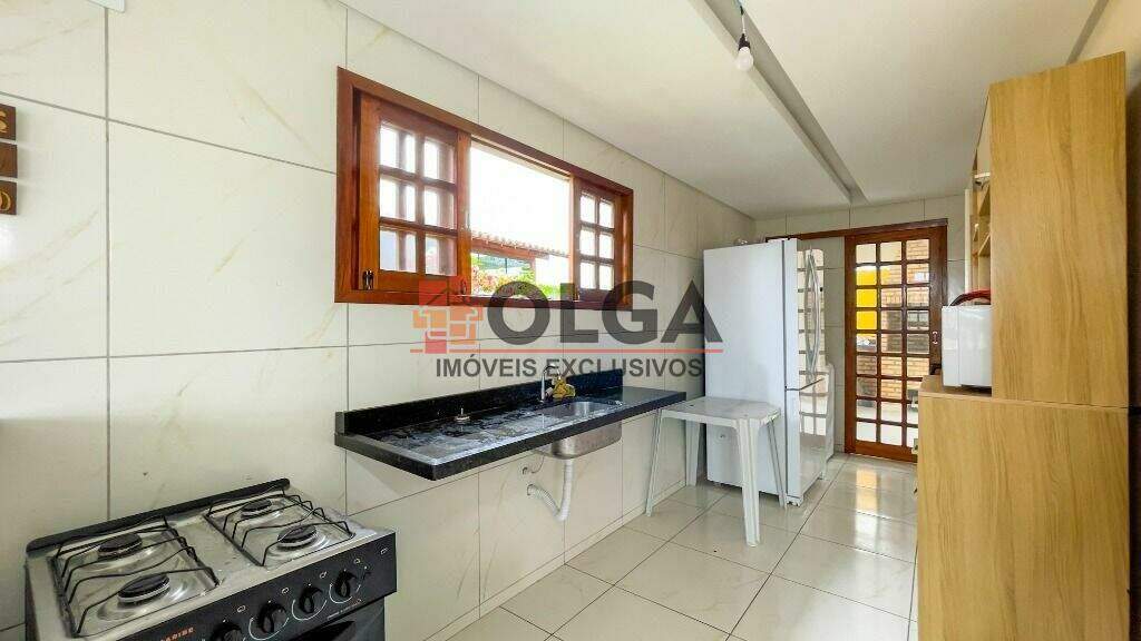 Casa à venda no bairro Novo Gravatá: 