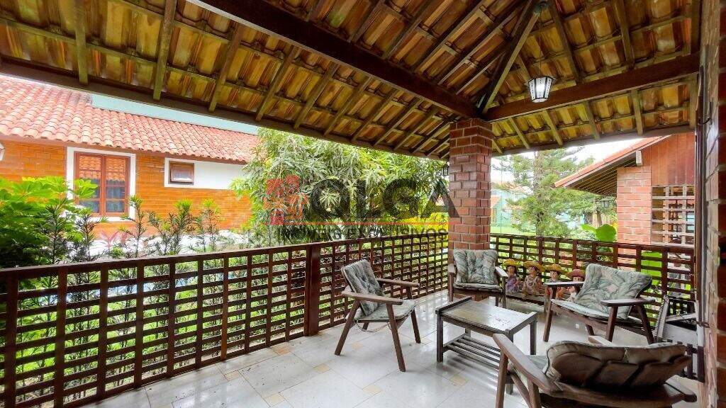 Casa à venda no bairro Santana: 