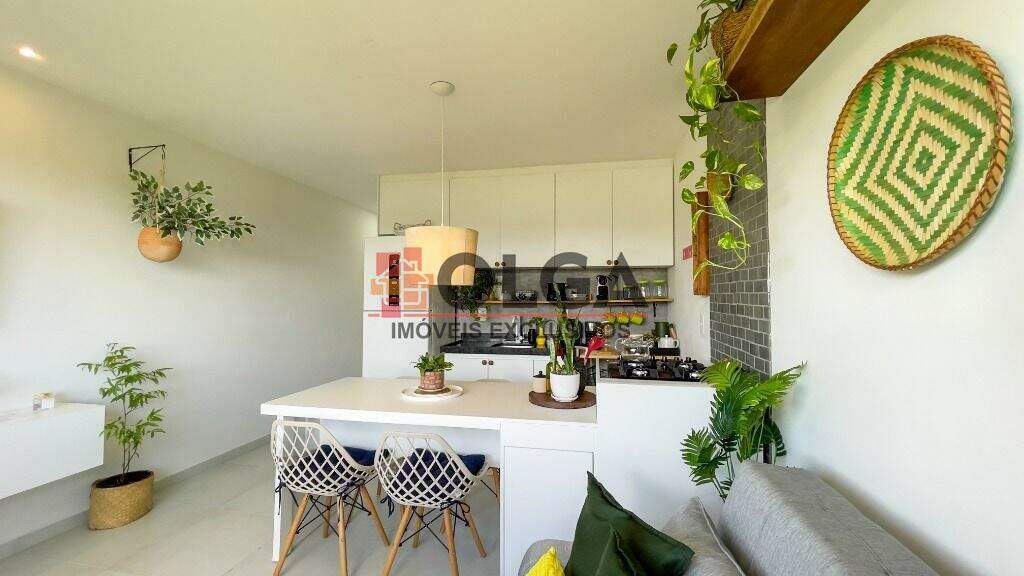 Apartamento à venda no bairro Cruzeiro: 