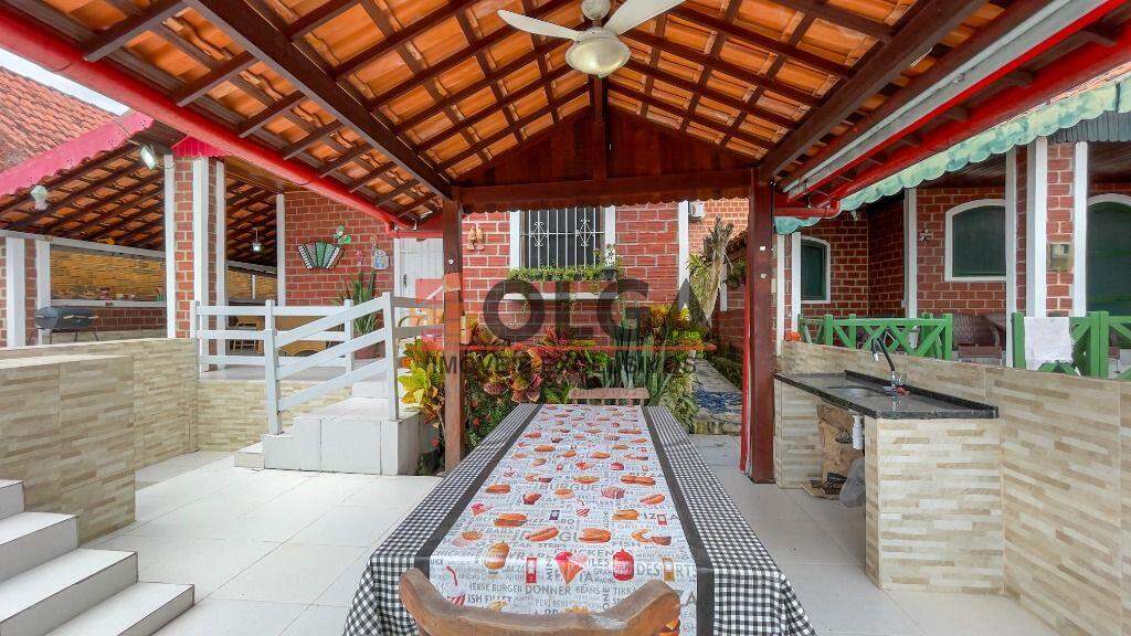 Casa à venda no bairro Santo Antônio: 