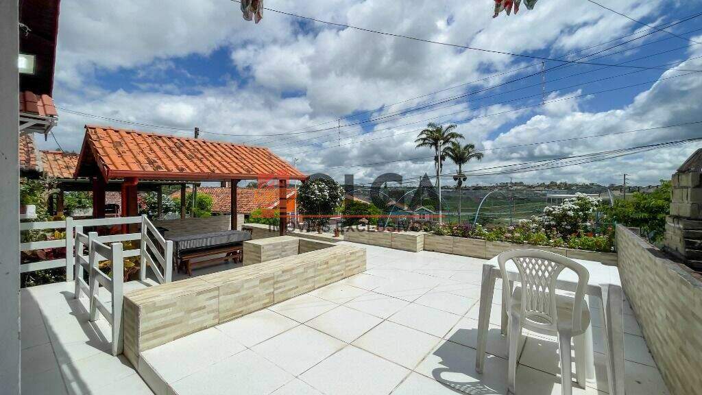 Casa à venda no bairro Santo Antônio: 