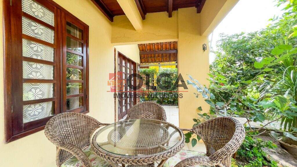 Casa à venda no bairro Santana: 