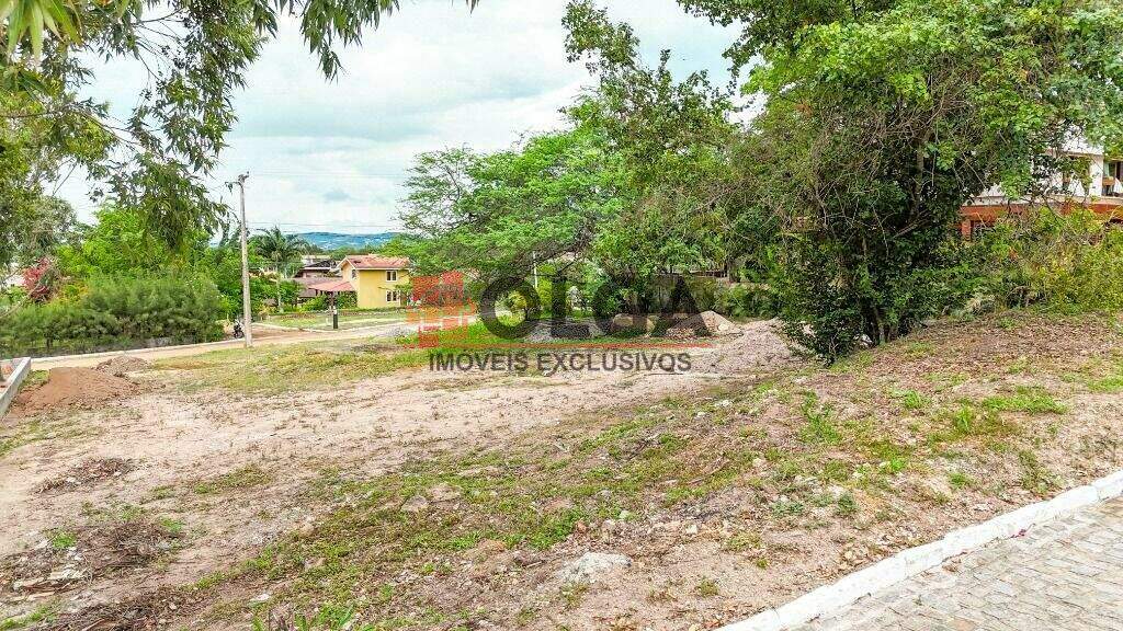 Terreno à venda no bairro Insurreição: 