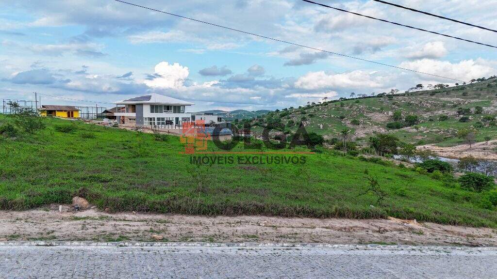 Terreno à venda no bairro Ponto Alto: 