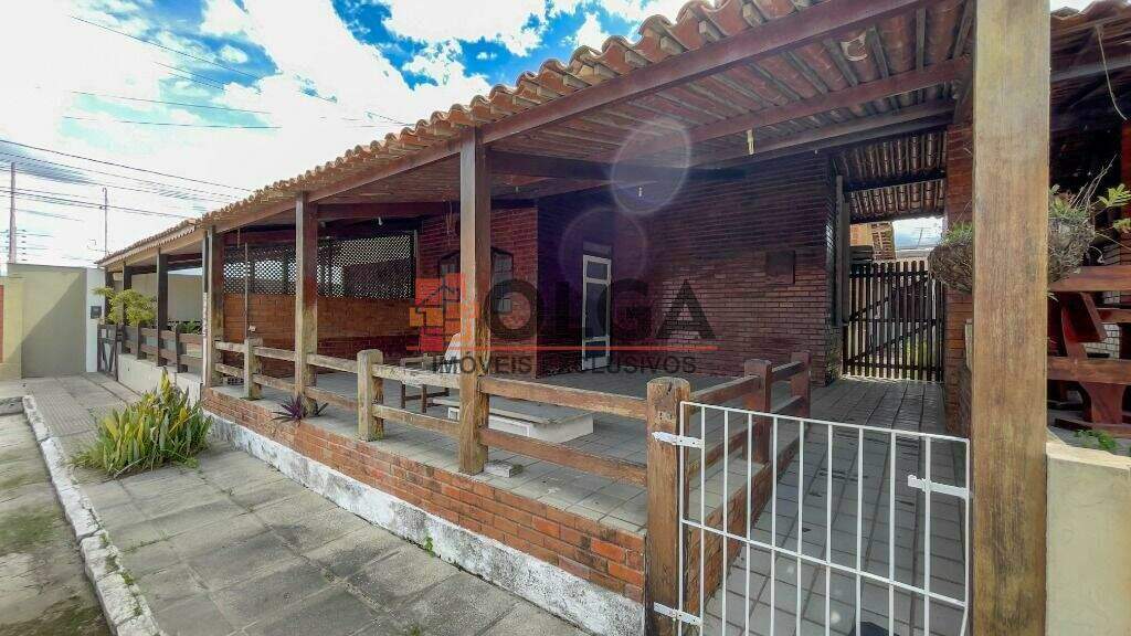 Casa à venda no bairro Alpes Suiços: 