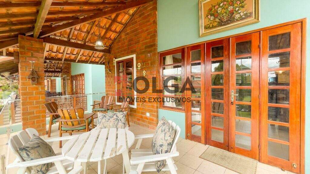 Casa à venda no bairro Santana: 