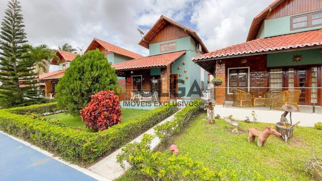 Casa à venda no bairro Santana: 