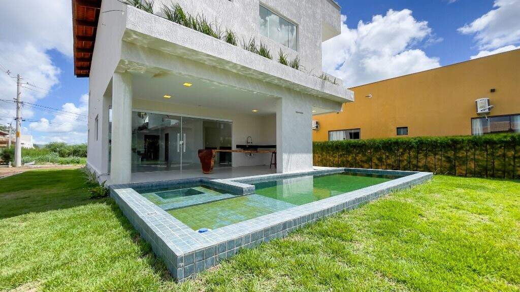 Casa à venda no bairro Novo Gravatá: 