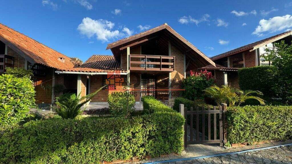 Casa à venda no bairro Santana: 