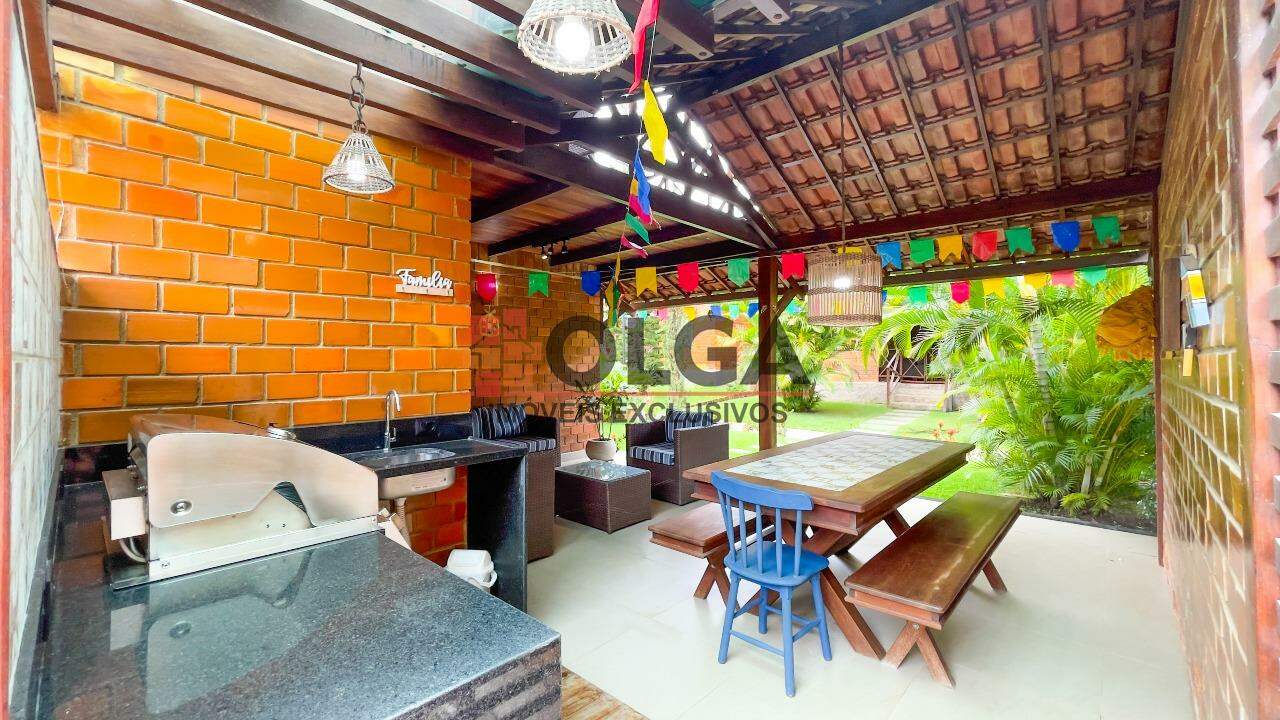 Casa à venda no bairro Santana: 