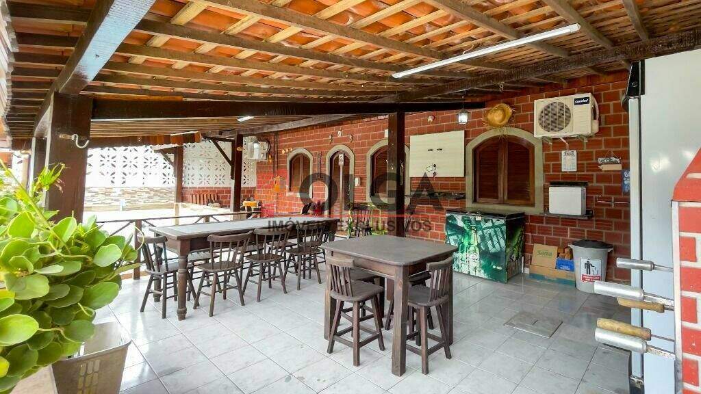 Casa à venda no bairro Porta Florada: 