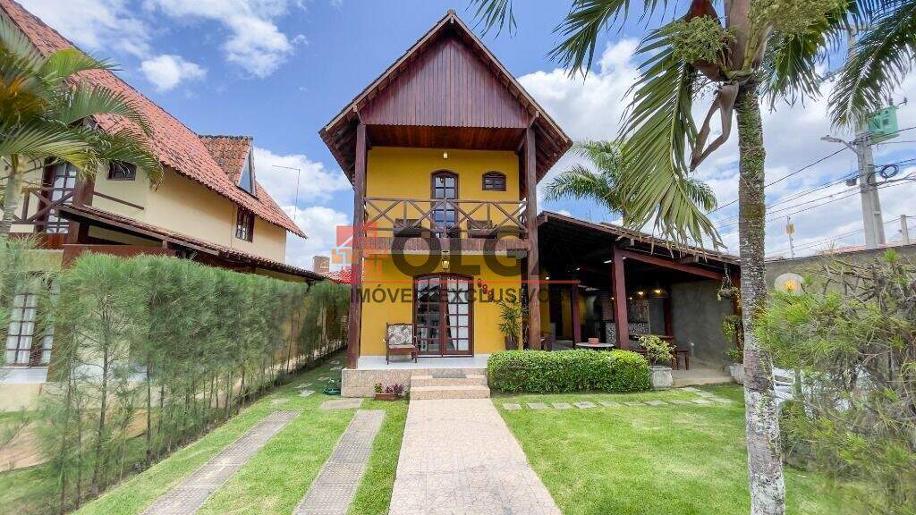 Casa à venda no bairro Santana: 