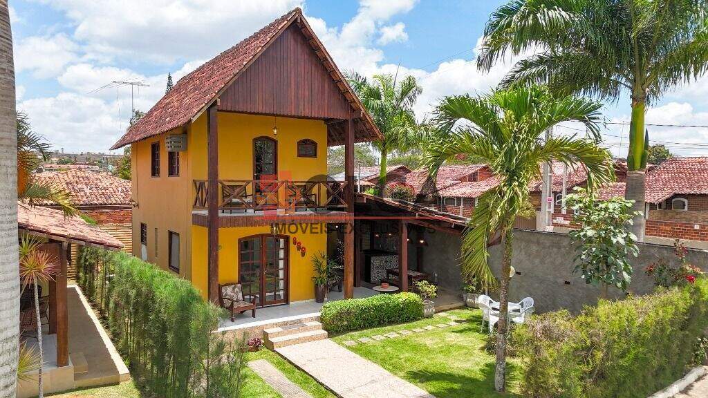 Casa à venda no bairro Santana: 