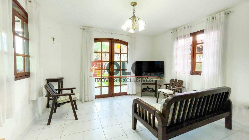Casa à venda no bairro Santana: 