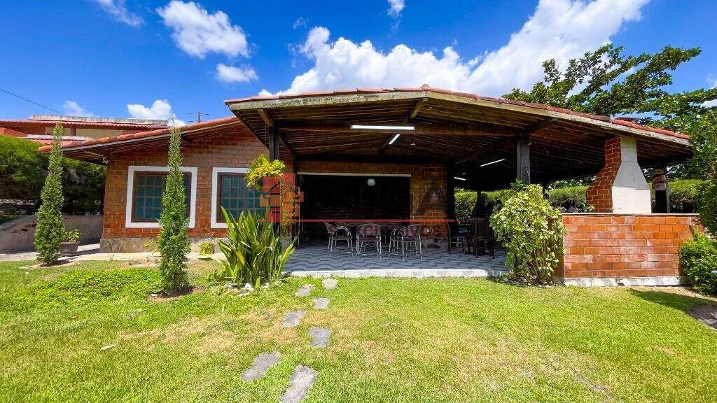 Casa à venda no bairro Novo Gravatá: 