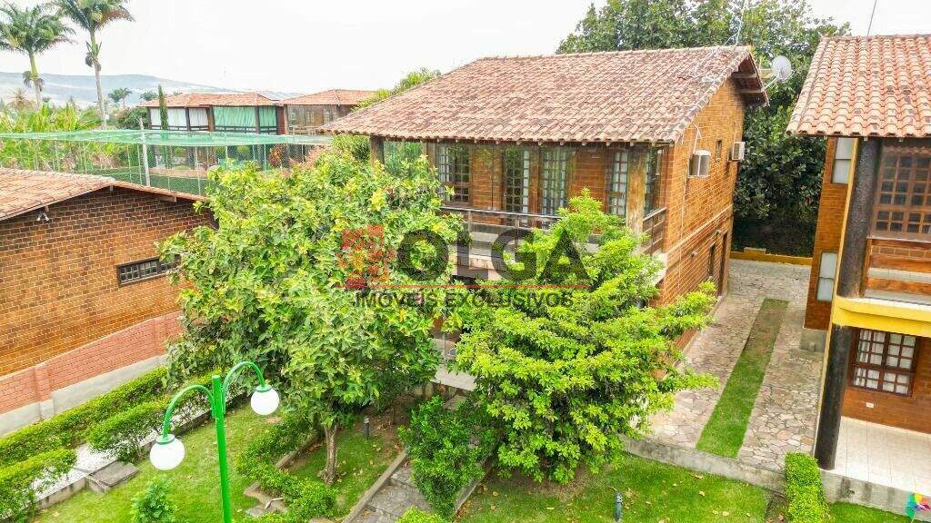 Casa à venda no bairro Santana: 