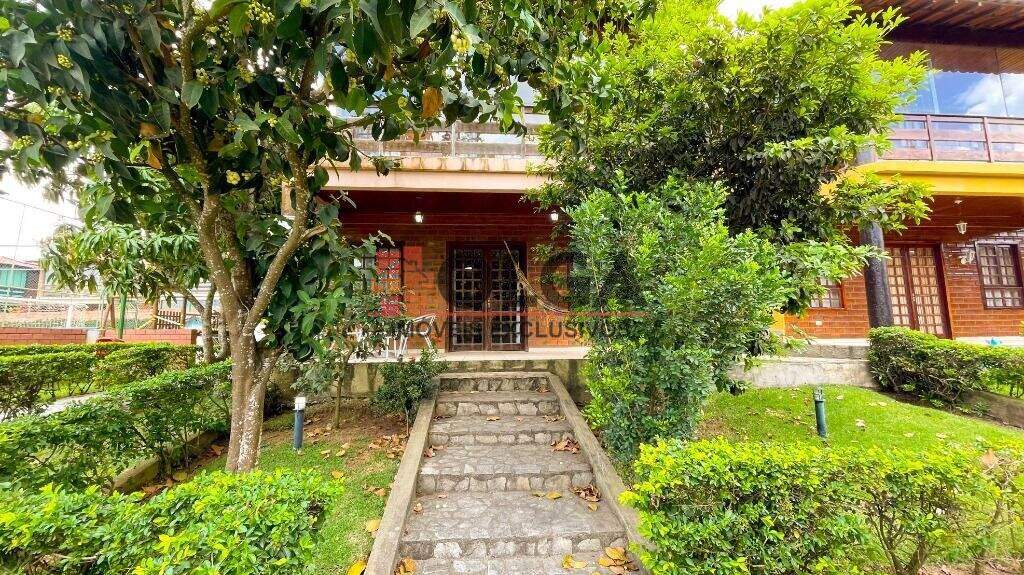 Casa à venda no bairro Santana: 