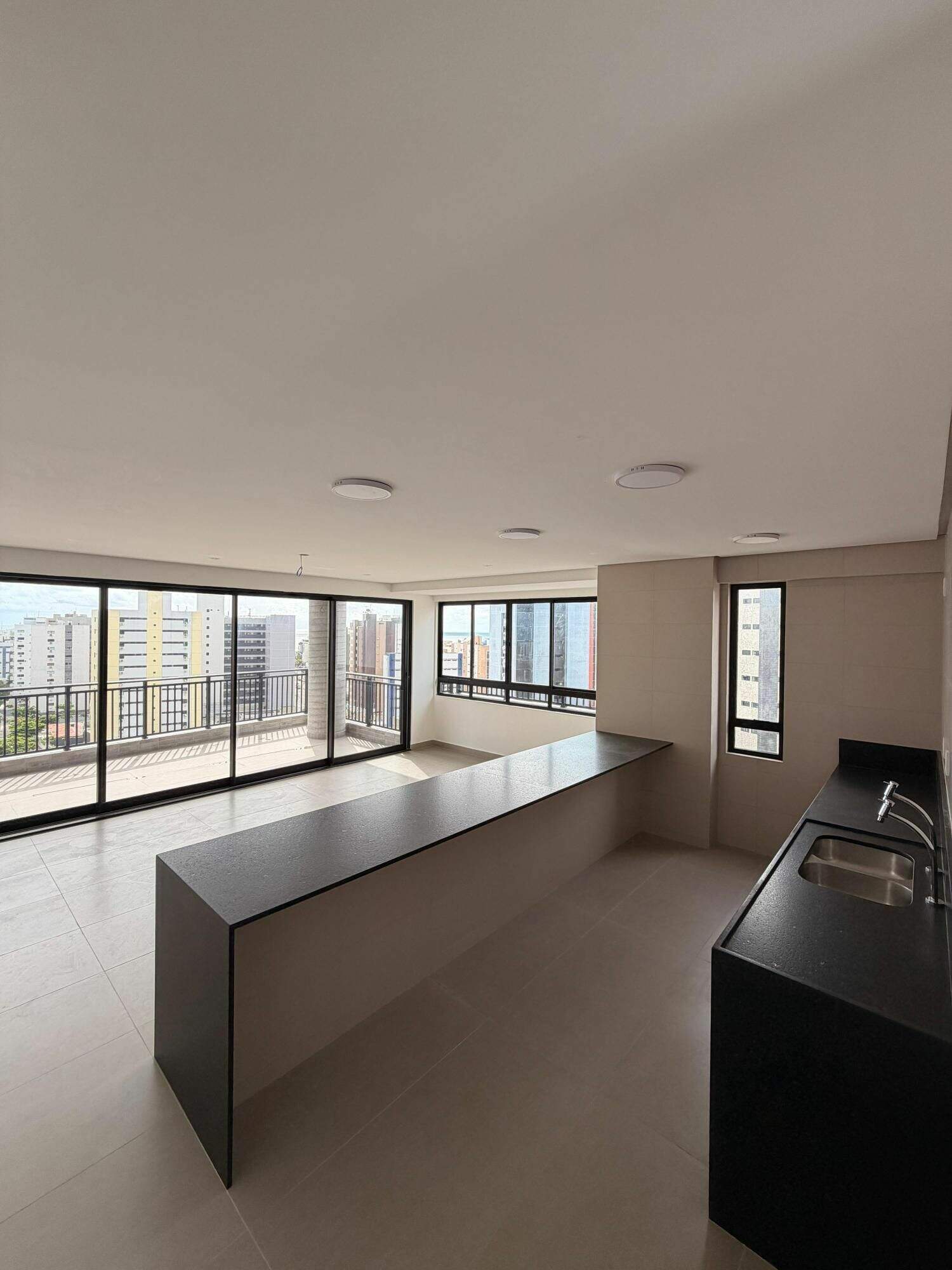 Apartamento à venda em Tambaú, João Pessoa - SB Imóveis: 