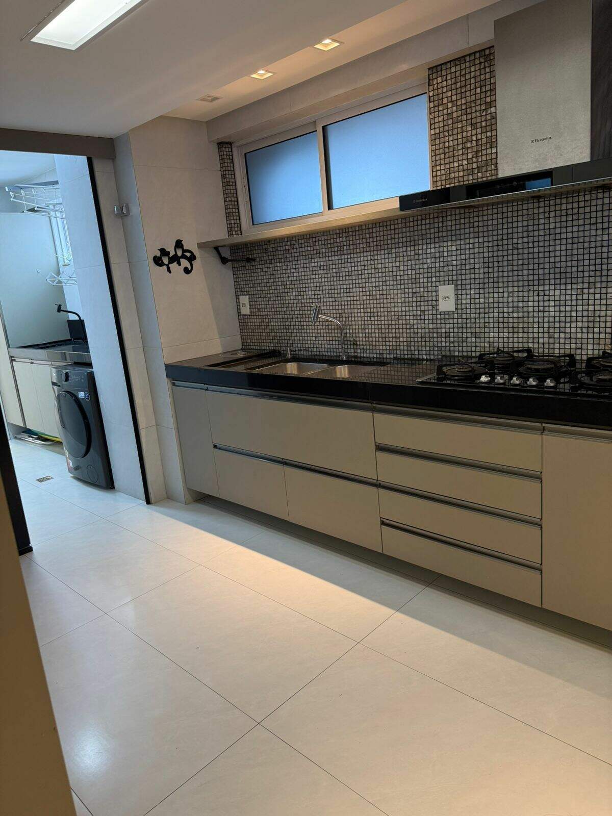 Apartamento à venda em João Agripino, João Pessoa - SB Imóveis: 