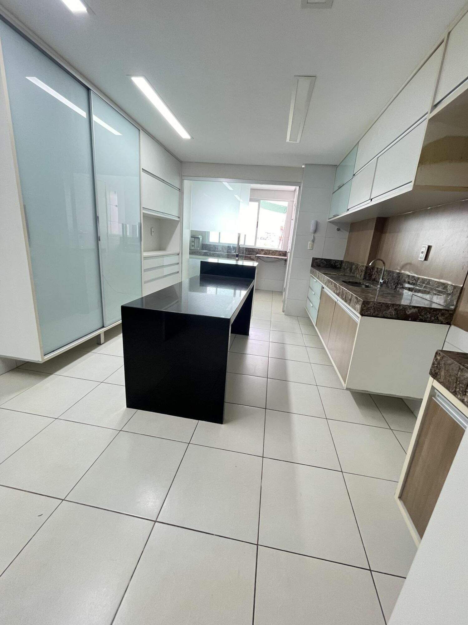 Apartamento à venda em Tambaú, João Pessoa - SB Imóveis: 