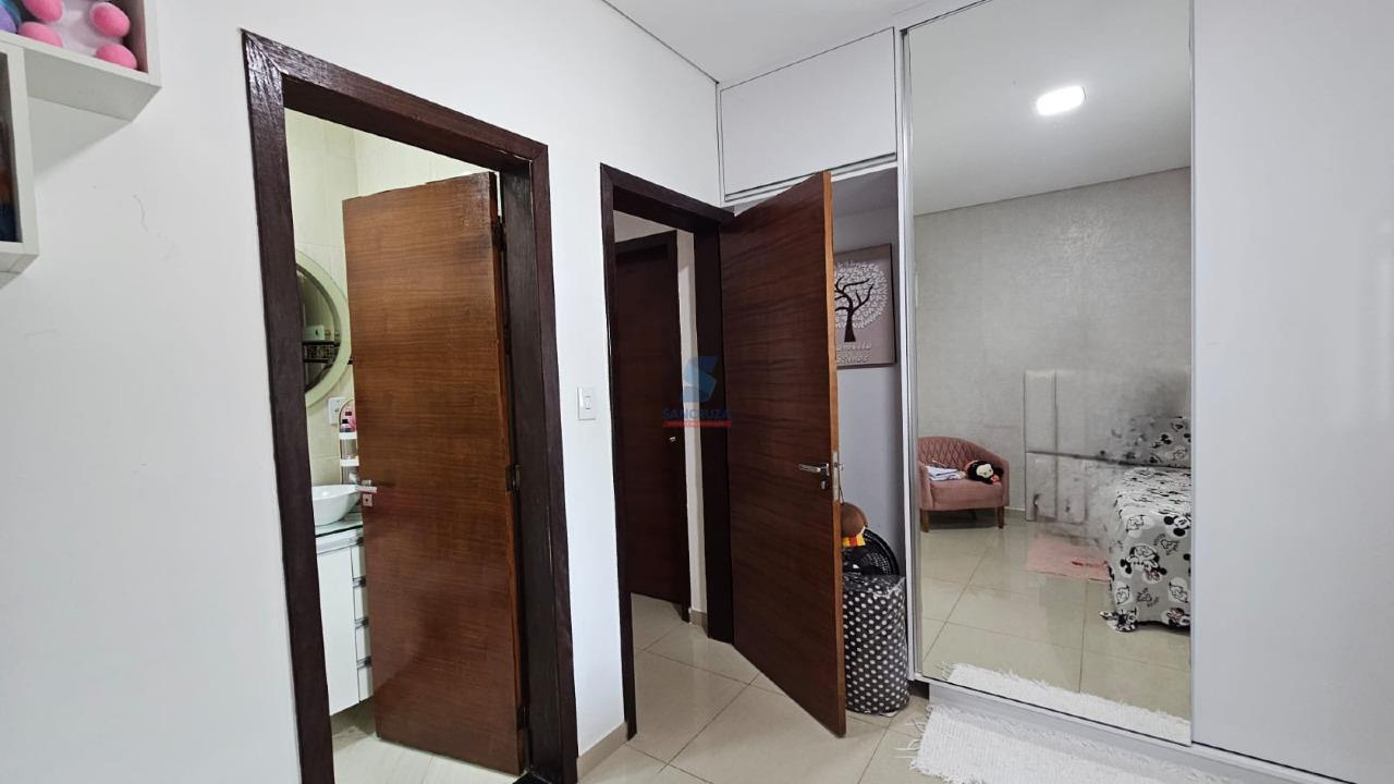 Casa à venda no Chácara Contagem: 