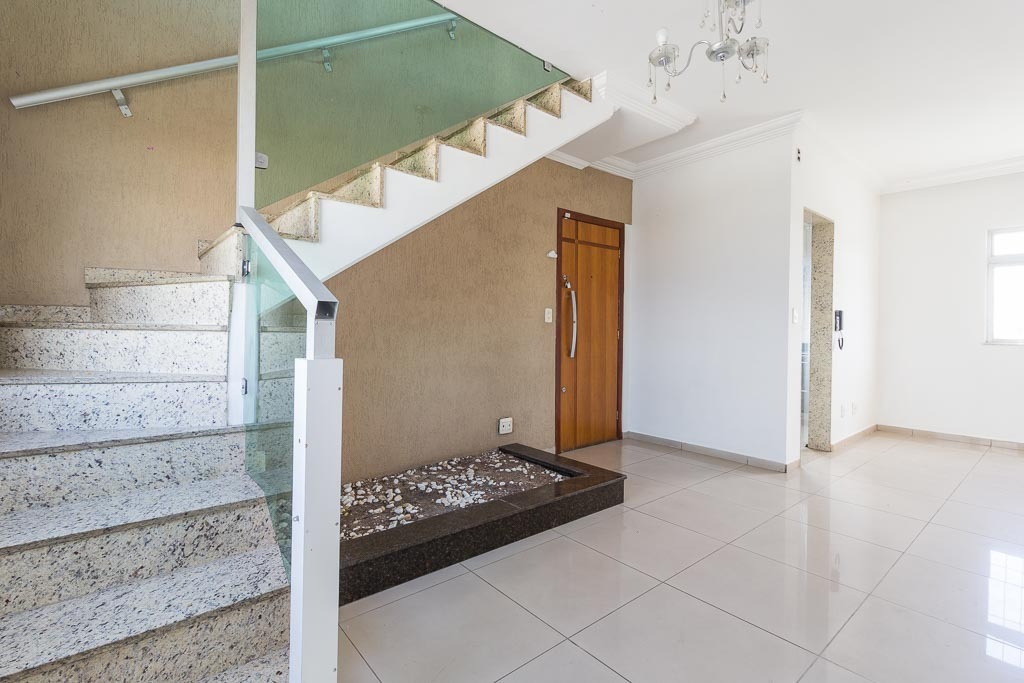 Cobertura à venda no Eldorado: 