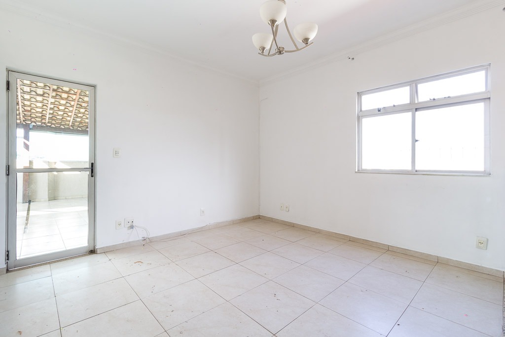 Cobertura à venda no Eldorado: 