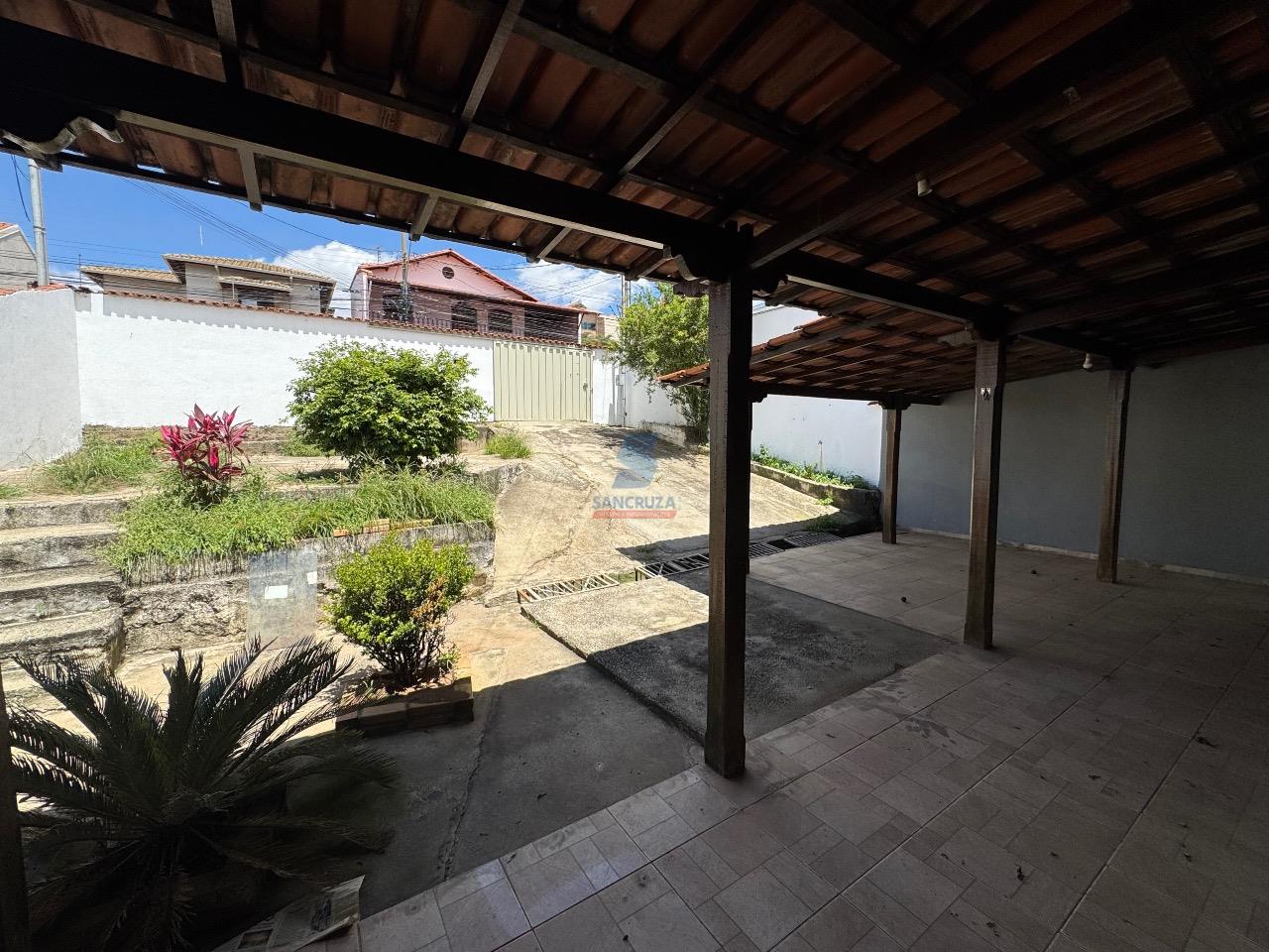 Casa à venda no Riacho das Pedras: 